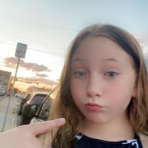 Meet your Posher, Hailey